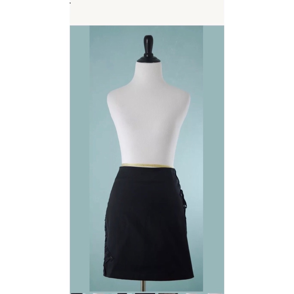 Caché Lace up Skirt
